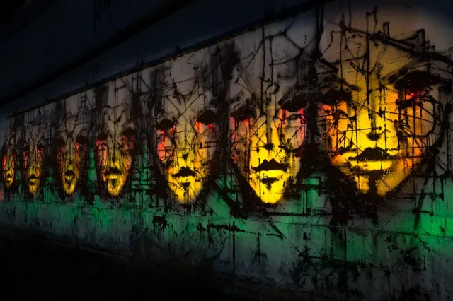 Light painting et calligraphie lumineuse – Frédéric Leroux photographe