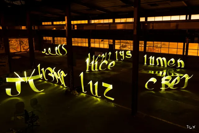 Light painting et calligraphie lumineuse – Frédéric Leroux photographe