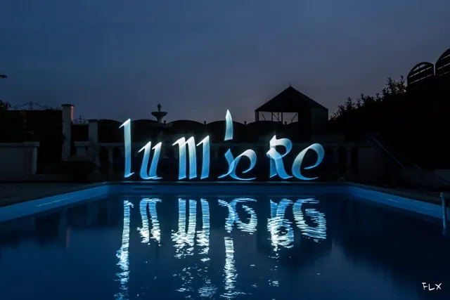 Light painting et calligraphie lumineuse – Frédéric Leroux photographe