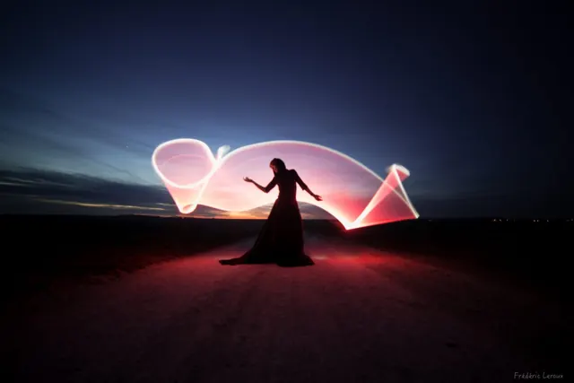 Light painting Pink Lady – Frédéric Leroux photographe