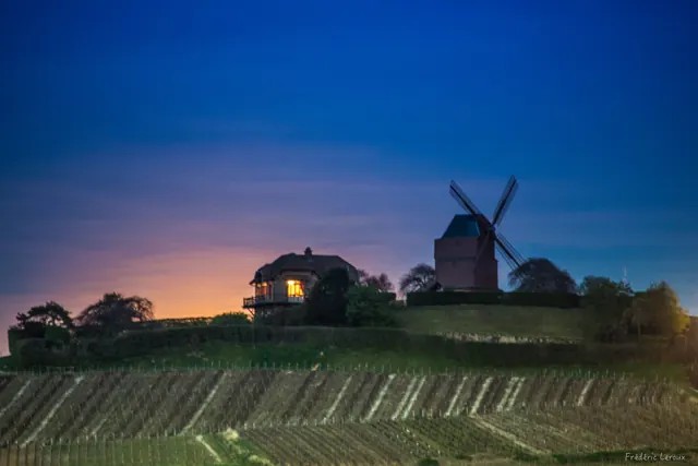 Pleine lune sur le moulin de Verzenay – Frédéric Leroux photographe
